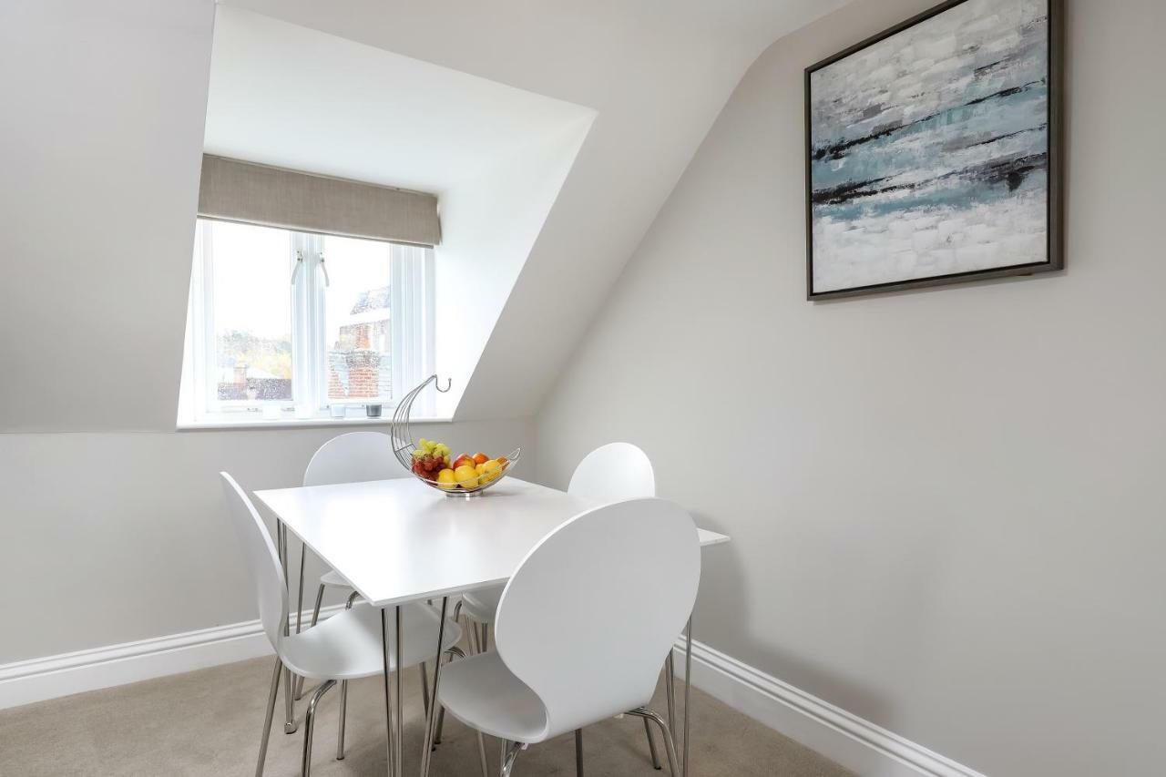 Gorgeous Apartment In The Centre Of Winchester Exterior foto